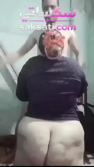 سكس محجبة مصرية تخينة بتمص الزب وتدخله للبلعوم وهي بتتهيج