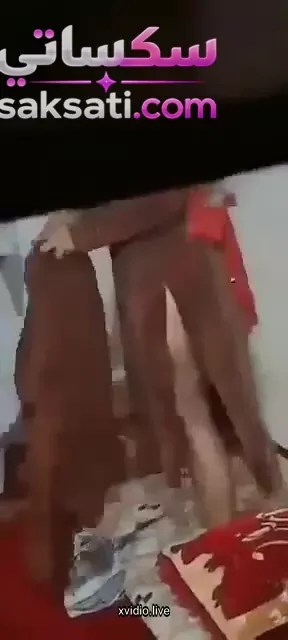 سكس شيخ عراقي بينيك كس المحجبة العربية ويفشخ سحر الشهوة في طيزها بالزب الجامد
