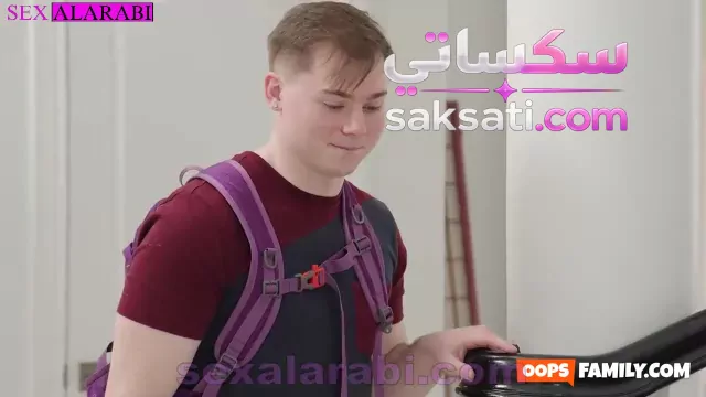 سكس نيج ام الشرموطة لما شفتها عارية لاول مرة وكسها مفتوح