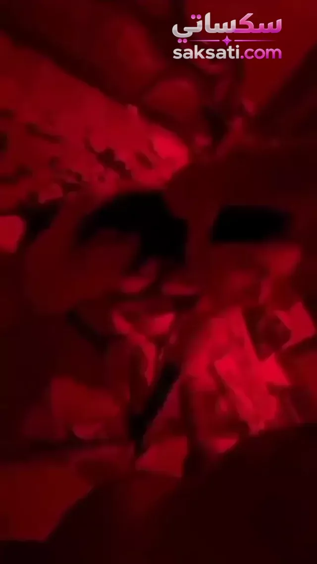 سكس جوجو العراقية بتفشخ كسها وطيزها على الزب في البيت
