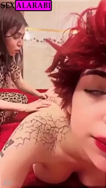 سكس راما الركابي تشلع شعر طيزها العراقي بإيديها وتنظفه كويس